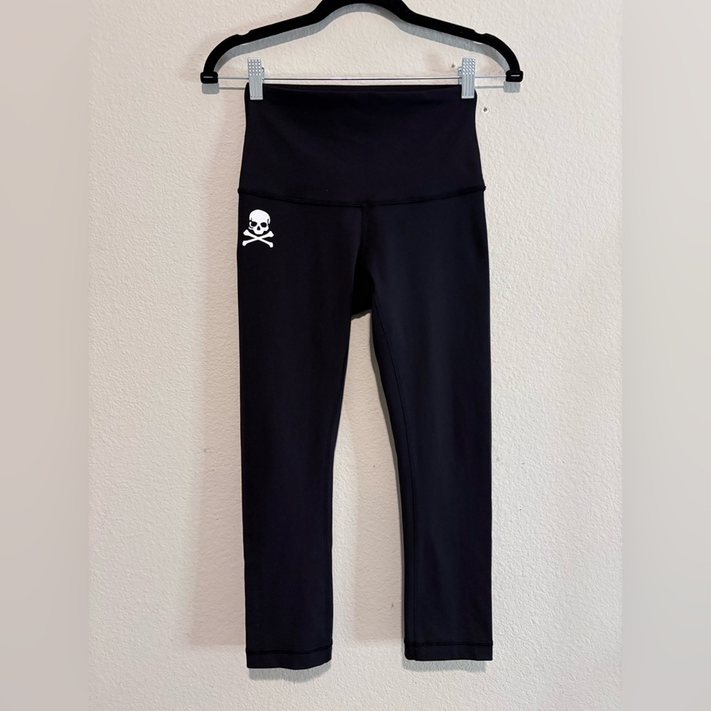 Lululemon xSoul Cycle crop wander under leggings